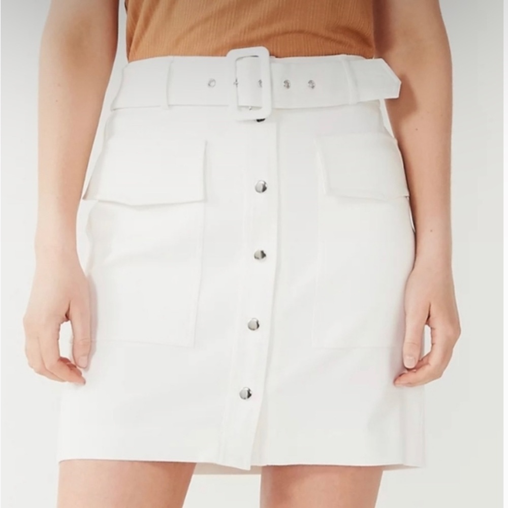 Nine West white belted skirt